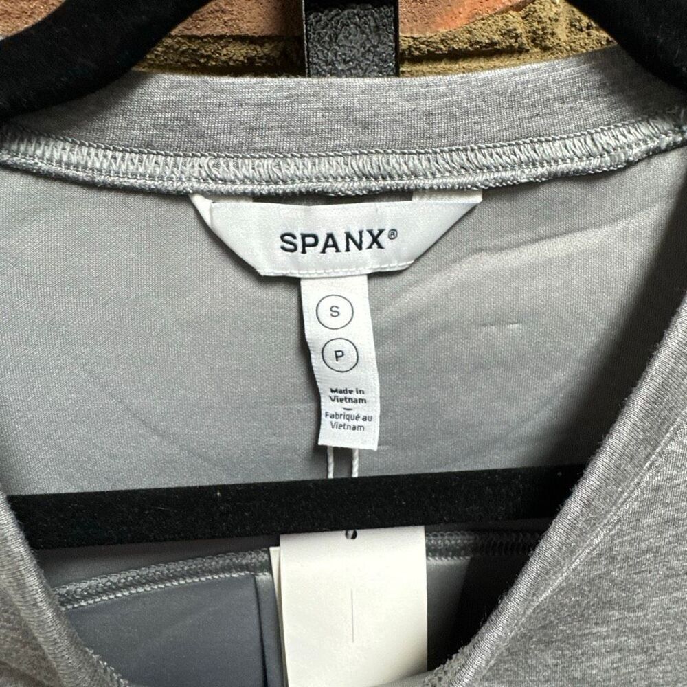 Spanx Air Essentials Dress Mid Grey Long Sleeve Size Small NEW - Picture 6 of 7